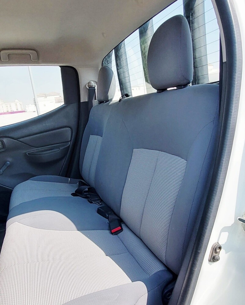 MITSUBISHI L200 - 9