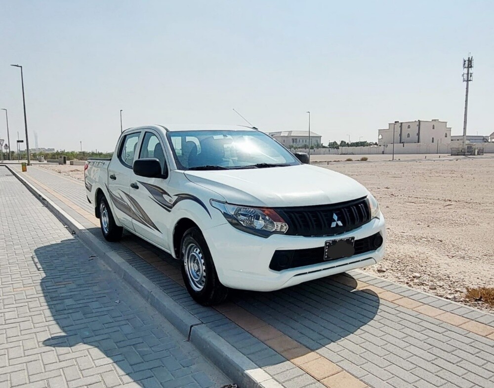 MITSUBISHI L200 - 2
