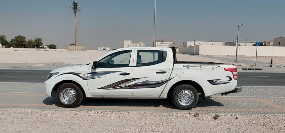 MITSUBISHI L200 - 5