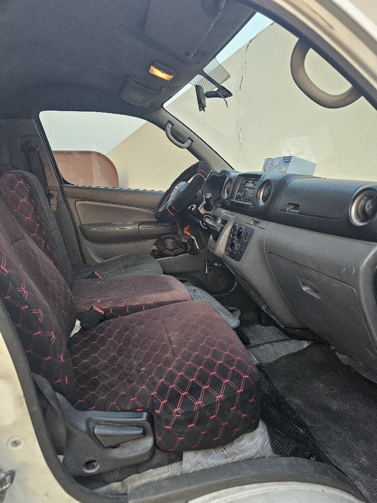 Bus Nissan urvan - 2