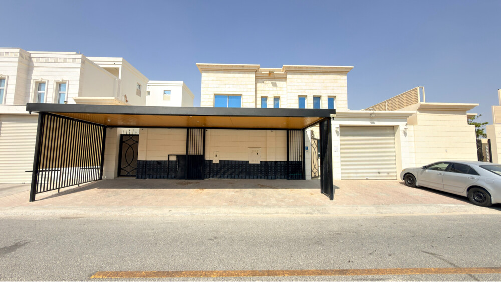 فيلا سبع غرف نوم مع غرفة سايق - 5