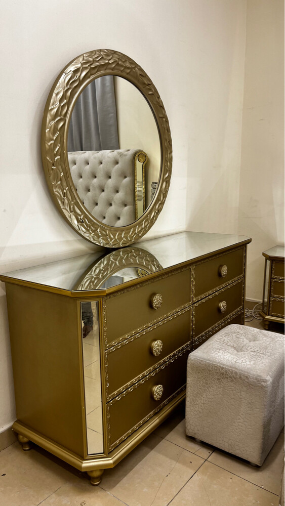 Midas bedroom set for sale  - 4