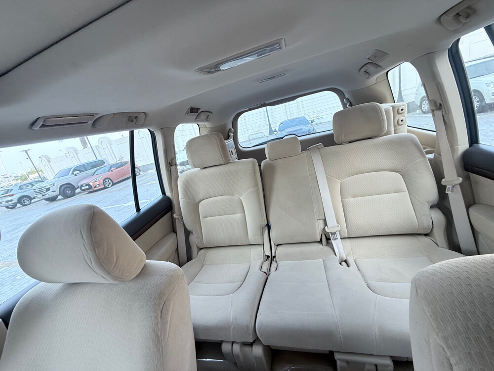LAND CRUISER GXR V8 - 5