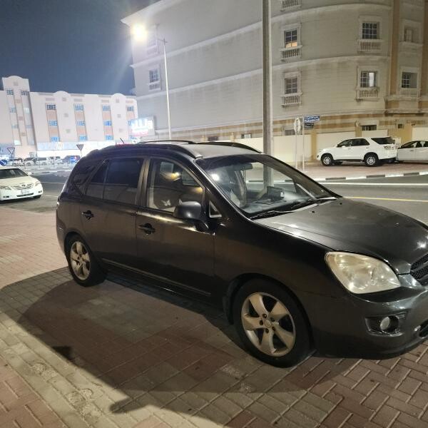 Kia Carens - 5