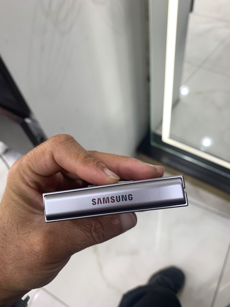 Samsung z flip 6 - 3