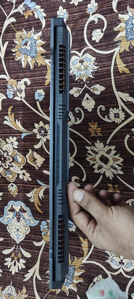 ASUS TUF GAMING 17 - 3