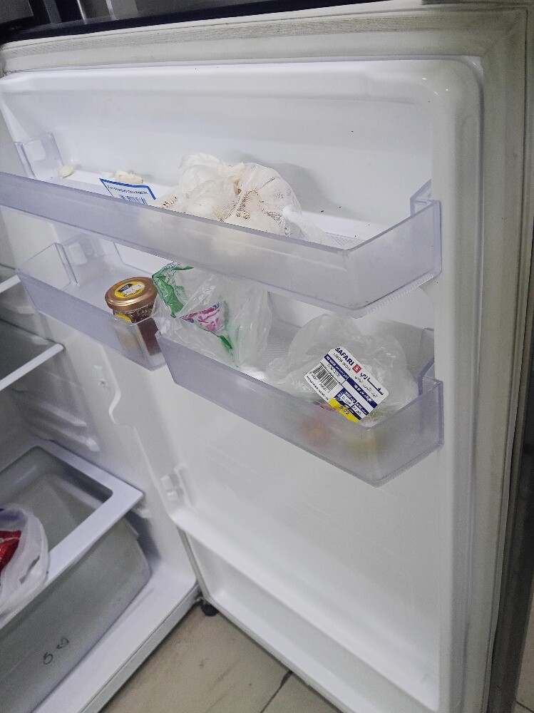 Samsung refrigerator available - 6