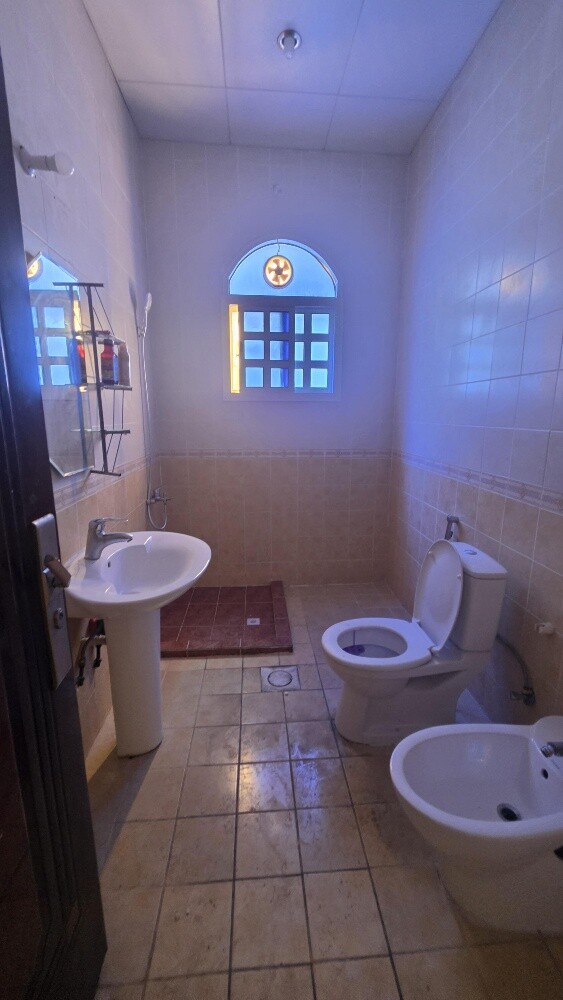 For Rent in Izghawa Villa Inside a - 6