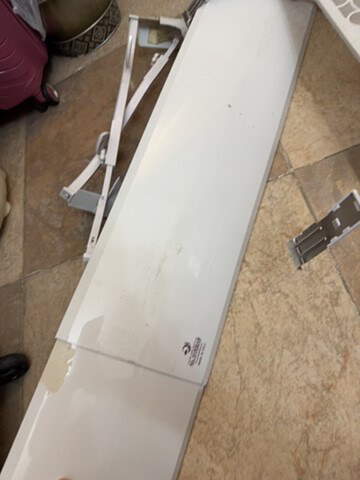 . AC wind deflector. - 2