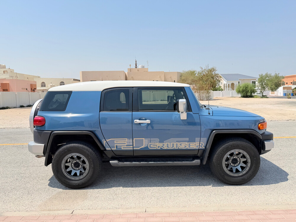 TOYOTA FJ CRUISER 2012 - 3