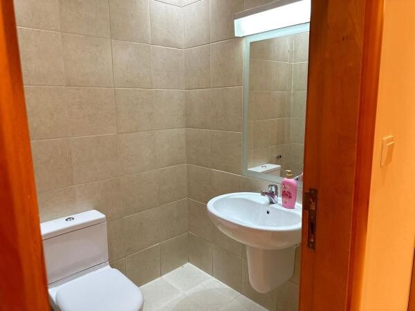 ZIGZAG FF 1 BHK | SHARED GYM & POOL - 15