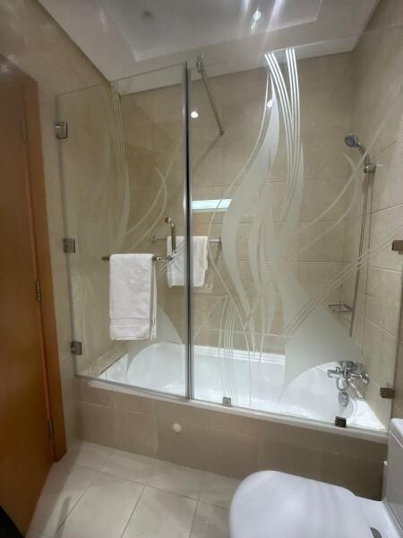 ZIGZAG FF 1 BHK | SHARED GYM & POOL - 14