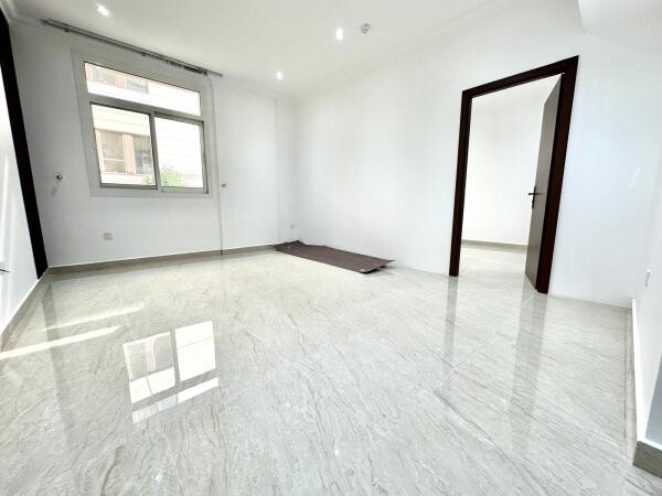 SPACIOUS 2 BHK | SEMI FURNISHED - 4