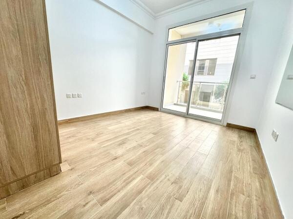 SPACIOUS 2 BHK | SEMI FURNISHED - 10