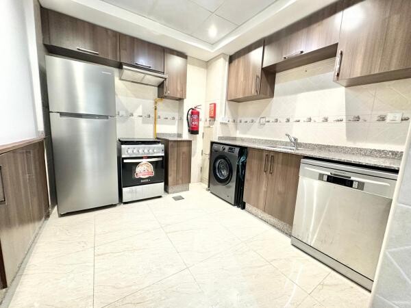 SPACIOUS 2 BHK | SEMI FURNISHED - 8