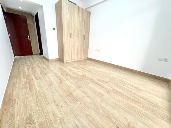 SPACIOUS 2 BHK | SEMI FURNISHED - 11