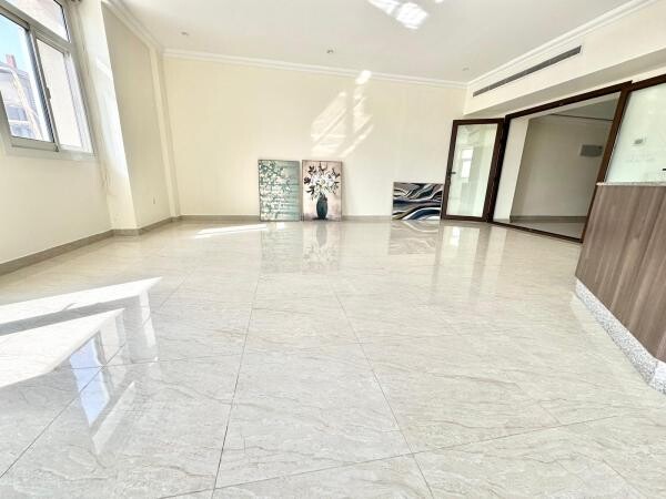 SPACIOUS 2BHK MASTER SEMI FURNISHED - 5