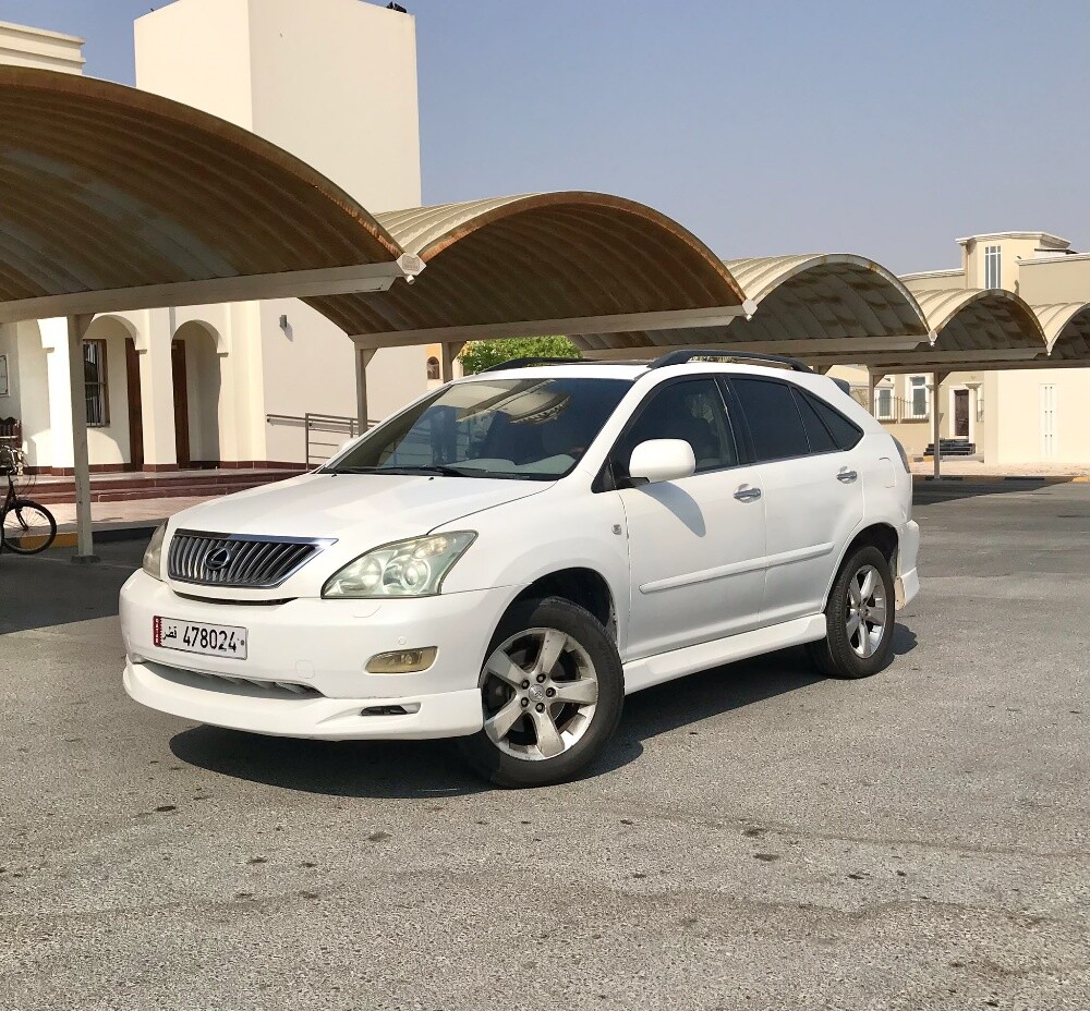لكزس آر اكس ٣٥٠ - 1