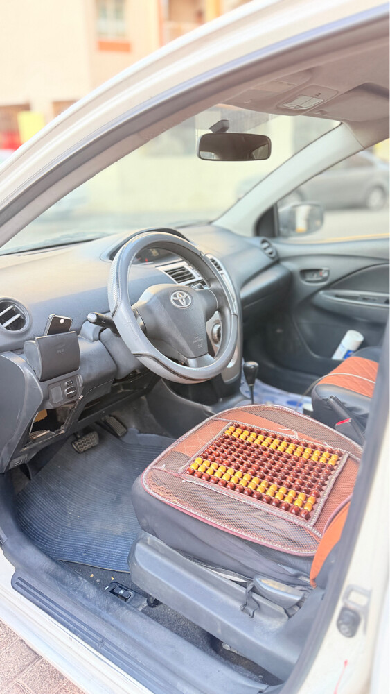 yaris 2007 - 4