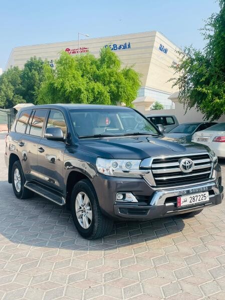LANDCRUISER 2019 GXR V6 225KM QR118 - 1