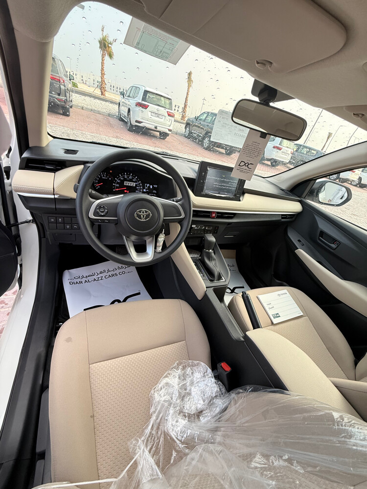 Toyota Yaris - 7