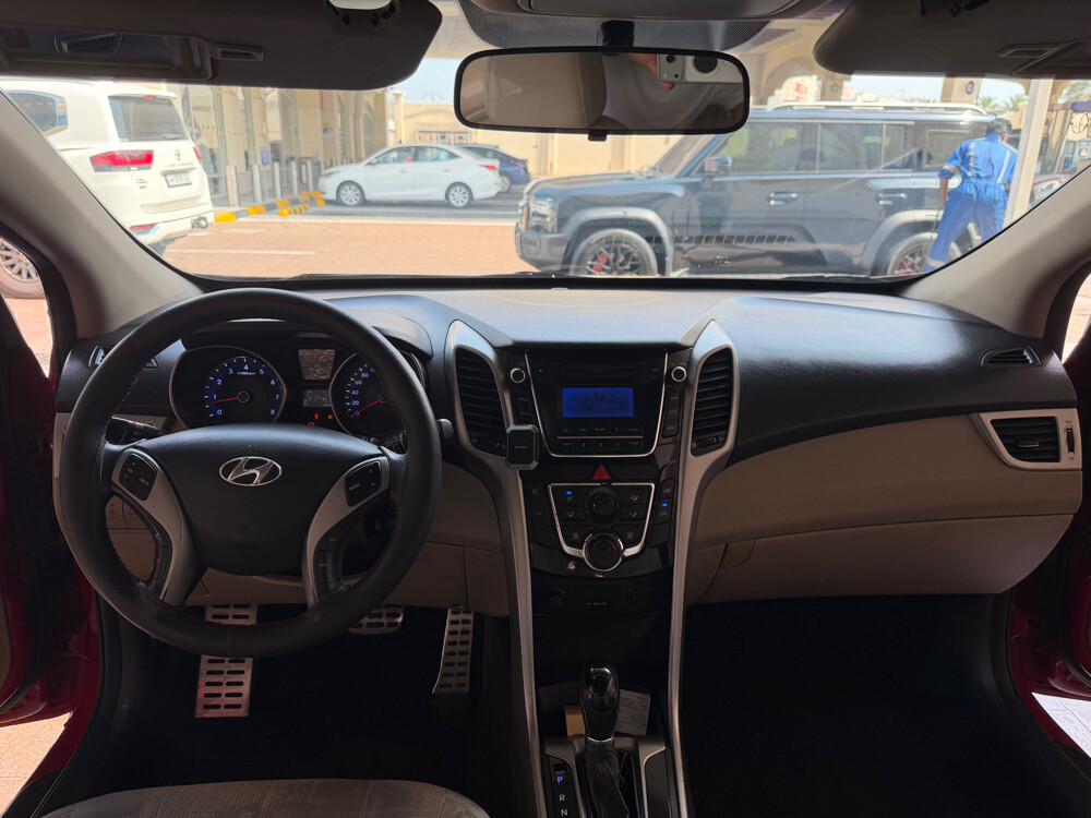 car like new  - 3