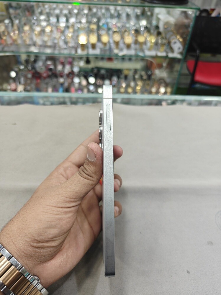 Samsung Galaxy S25 Ultra 256GB for - 6