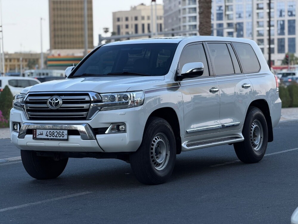 Toyota Land cruiser GXR - 3