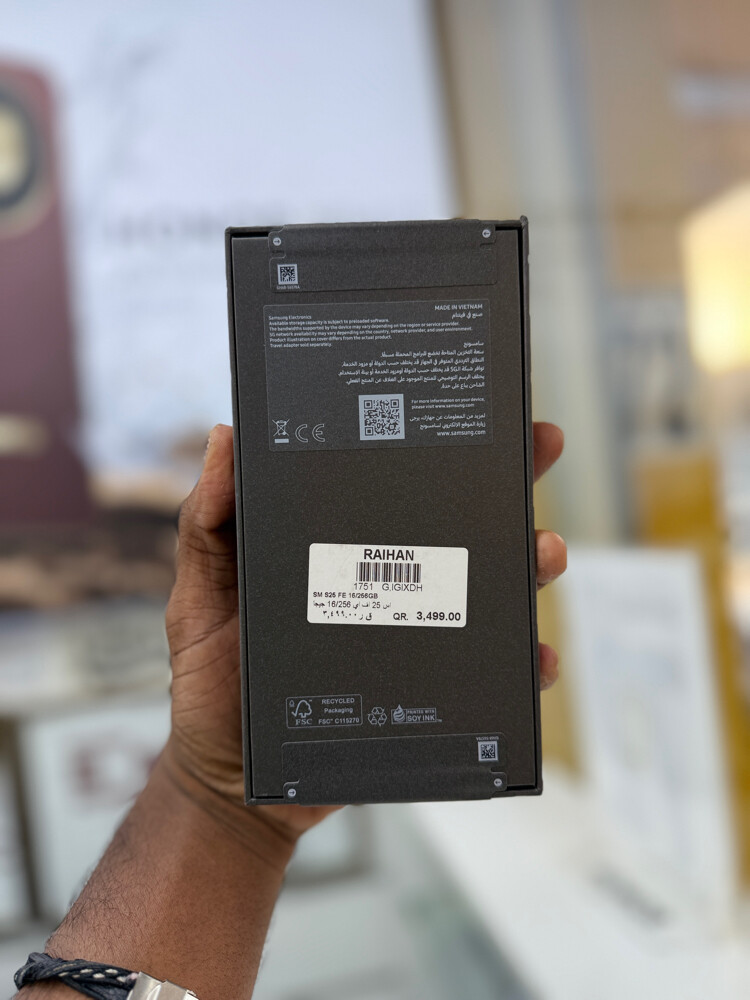 Samsung Galaxy S25 FE - 3