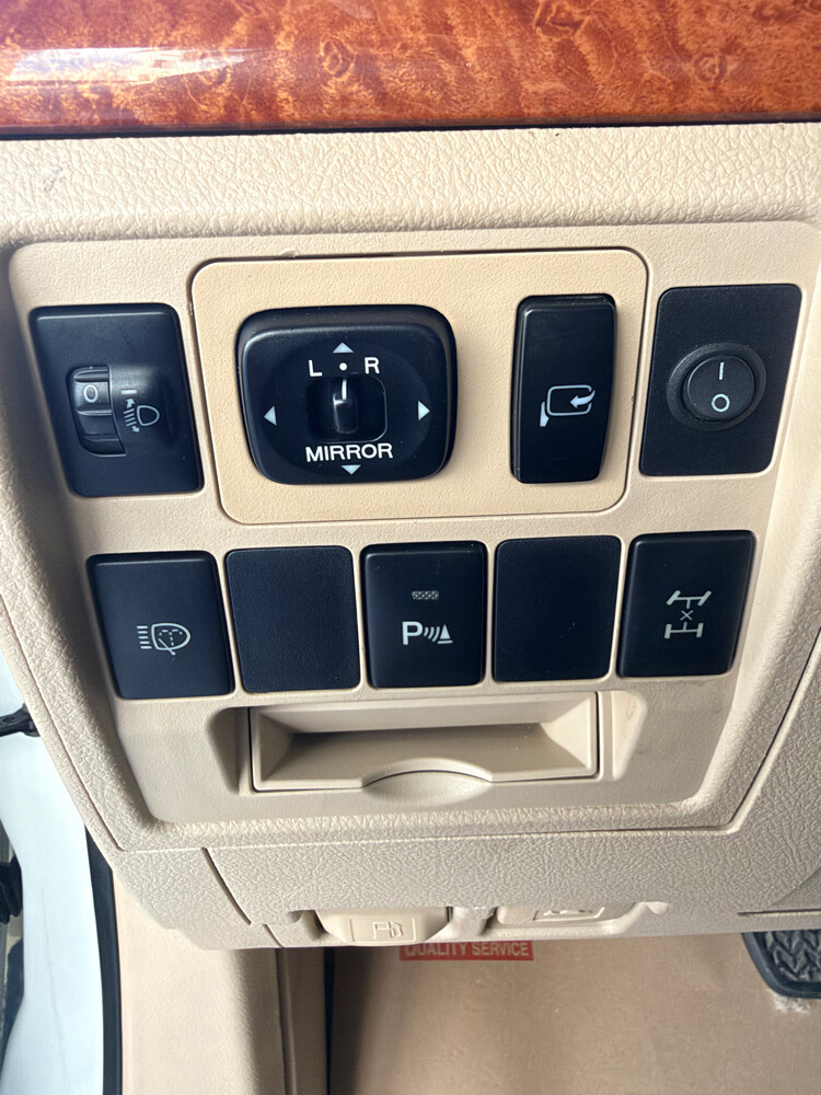 Land cruiser 2015 GXR-limited V8 - 3