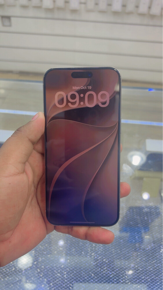 15 pro max 256GB - 5