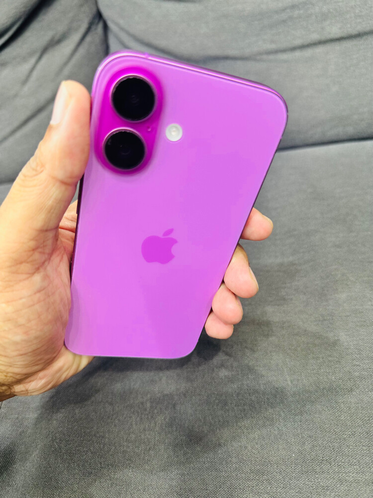 IPhone 16 128gb pink  - 3