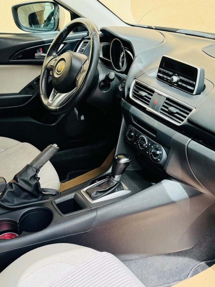 Mazda 2015 model, very clean, one minor accident, new registration, needs nothing from you - 4