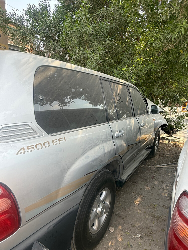 Land cruiser  - 2