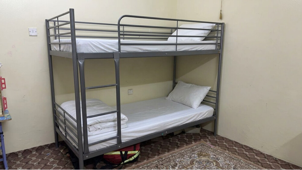 ‏bed - 1