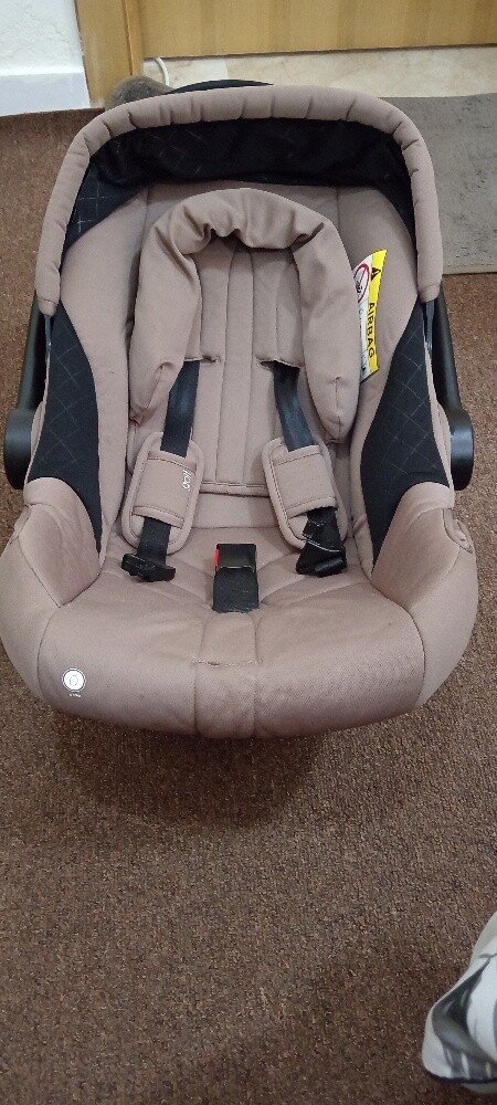 Adjastable walker and  Car Seat - 7