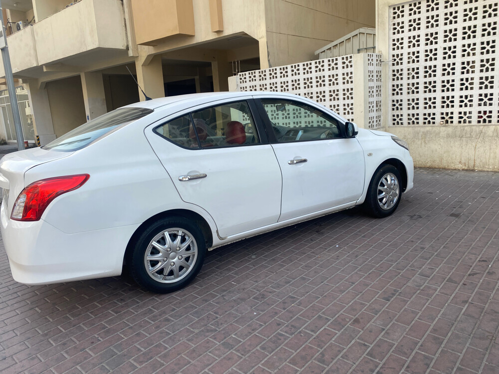 Nissan sunny 2022 model  - 10