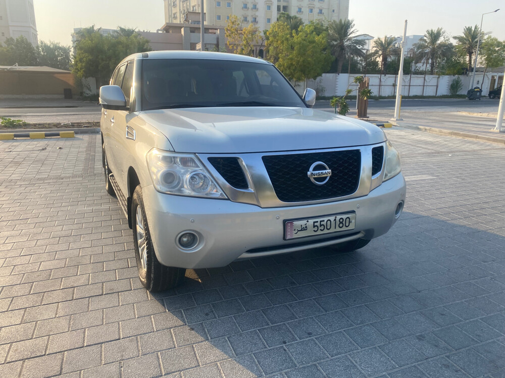 Nissan petrole  2013 model  - 1