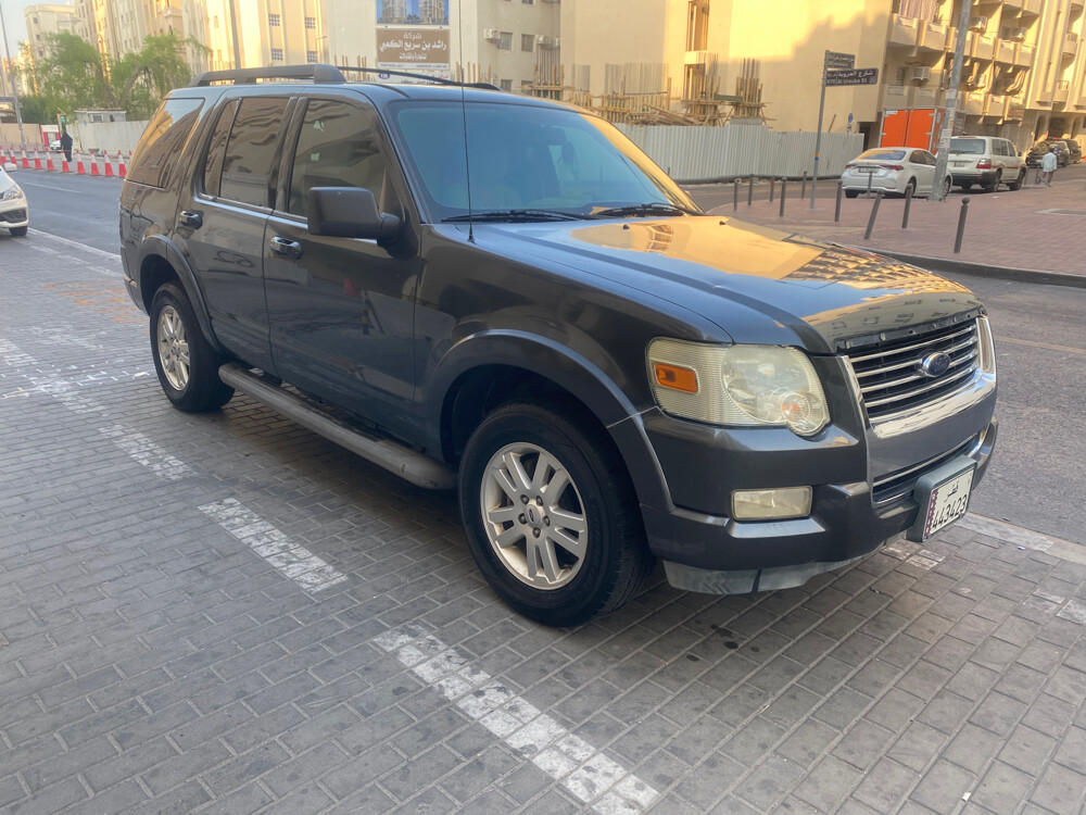 ford explorer 2010 model  - 22