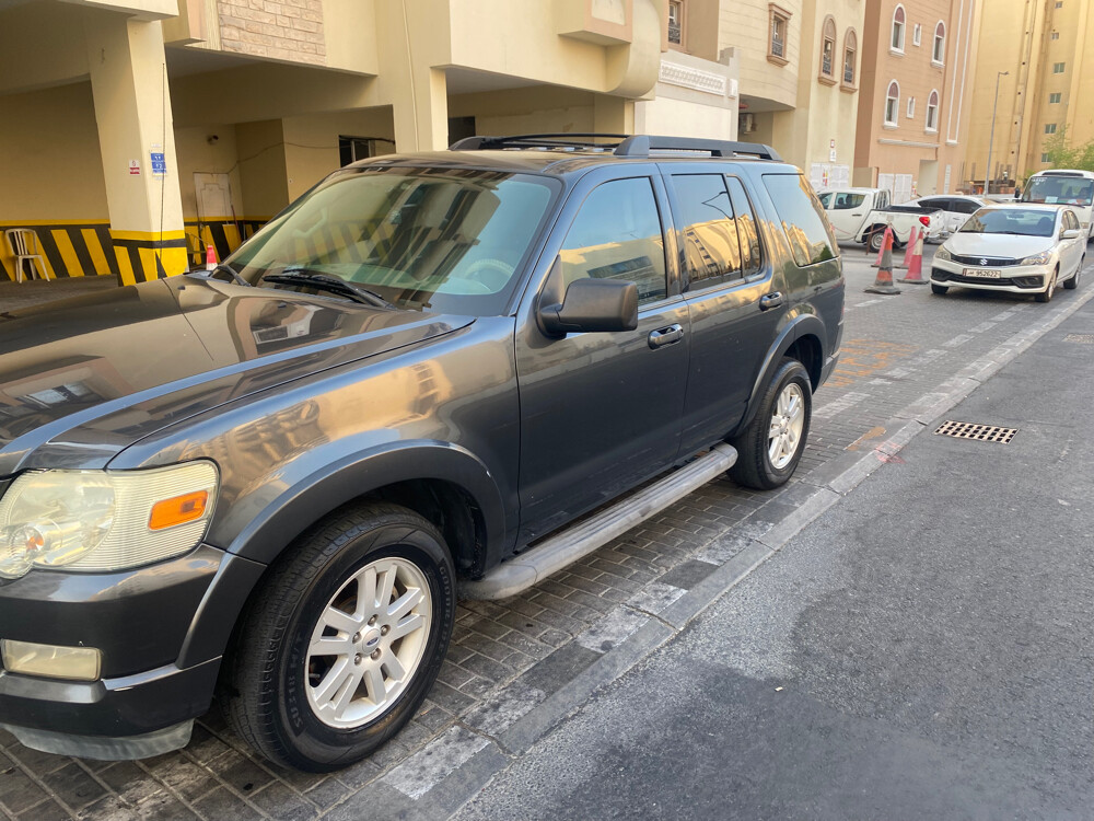 ford explorer 2010 model  - 13