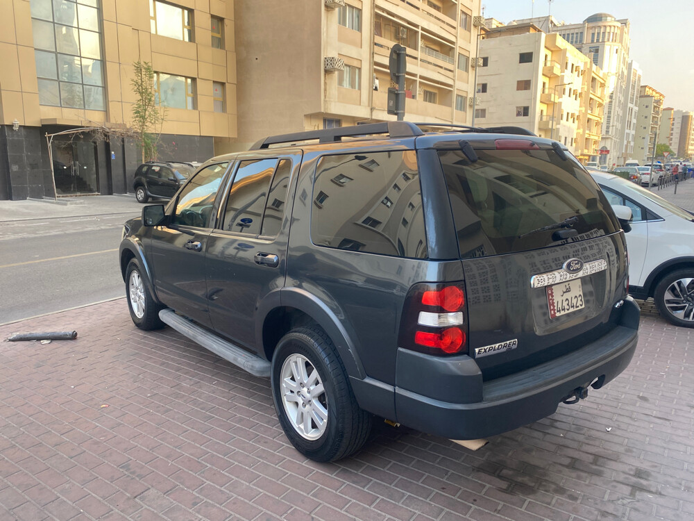 ford explorer 2010 model  - 7