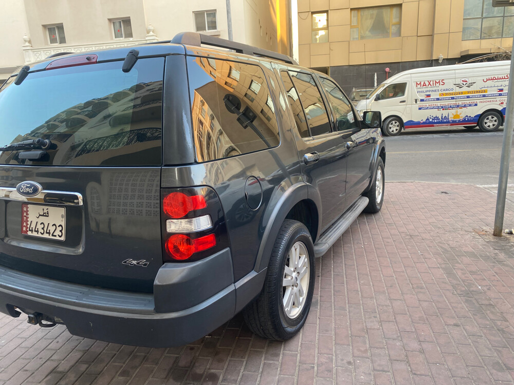 ford explorer 2010 model  - 10
