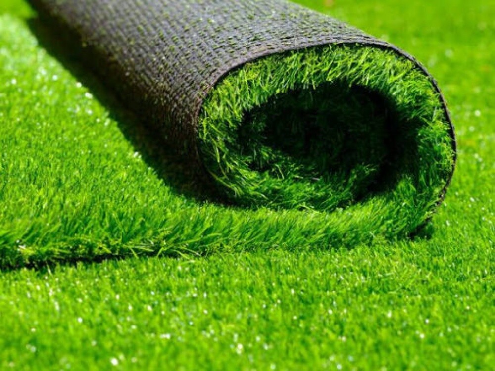 Artificial grass carpet and decor - 7