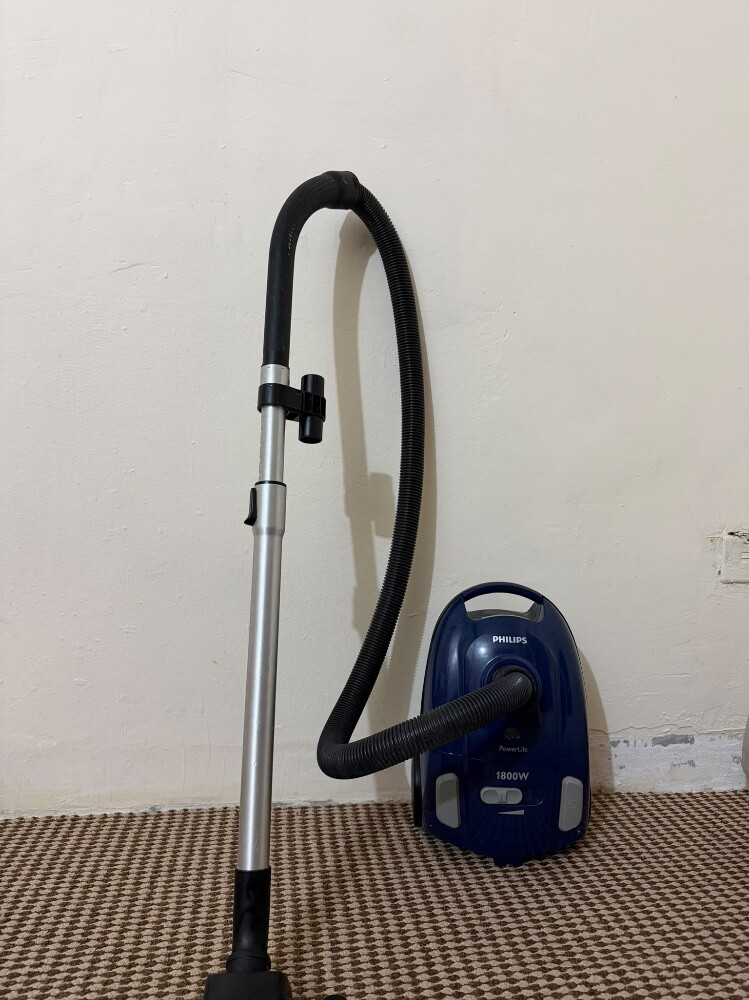 vacuum cleaner - 1