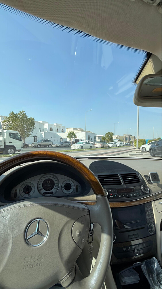 للبيع مرسيدس اي ٢٤٠  موديل ٢٠٠٤  - 5