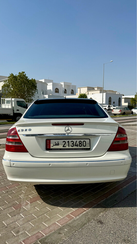 للبيع مرسيدس اي ٢٤٠  موديل ٢٠٠٤  - 4