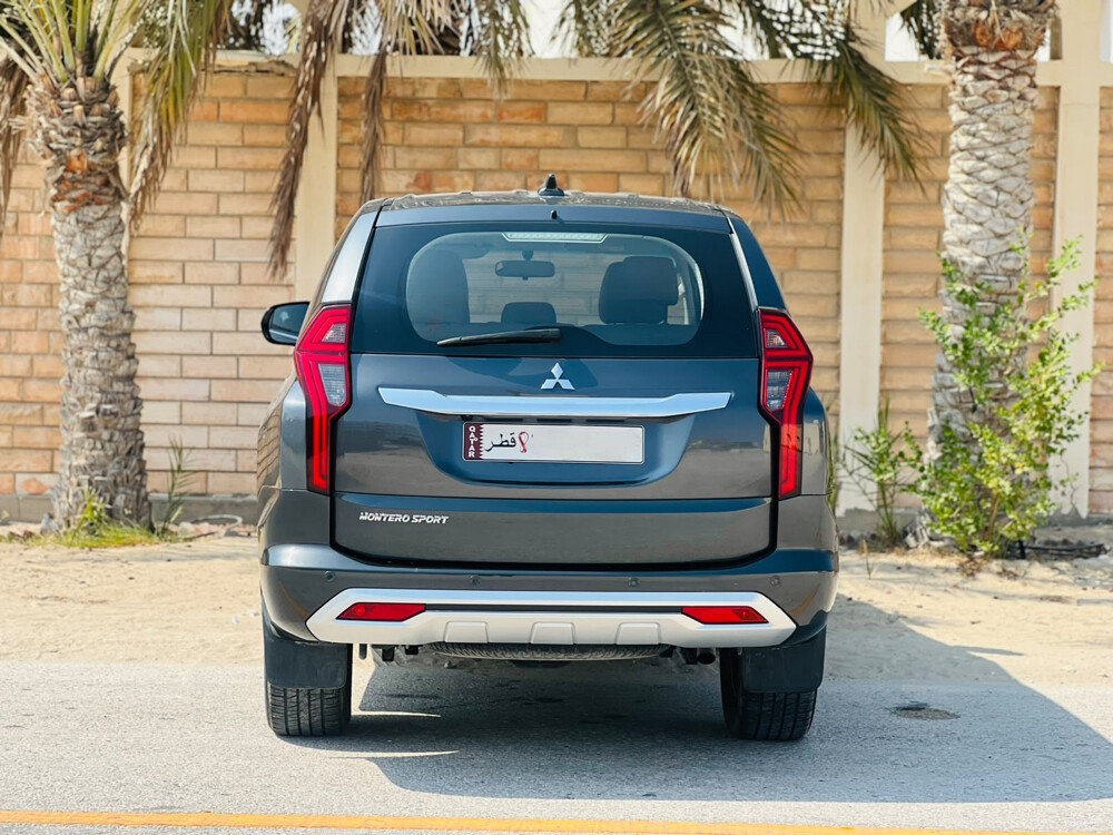 MITSUBISHI MONTERO SPORT 2022 - 4