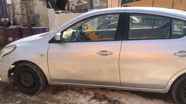 Nissan Sunny for Sale - 4
