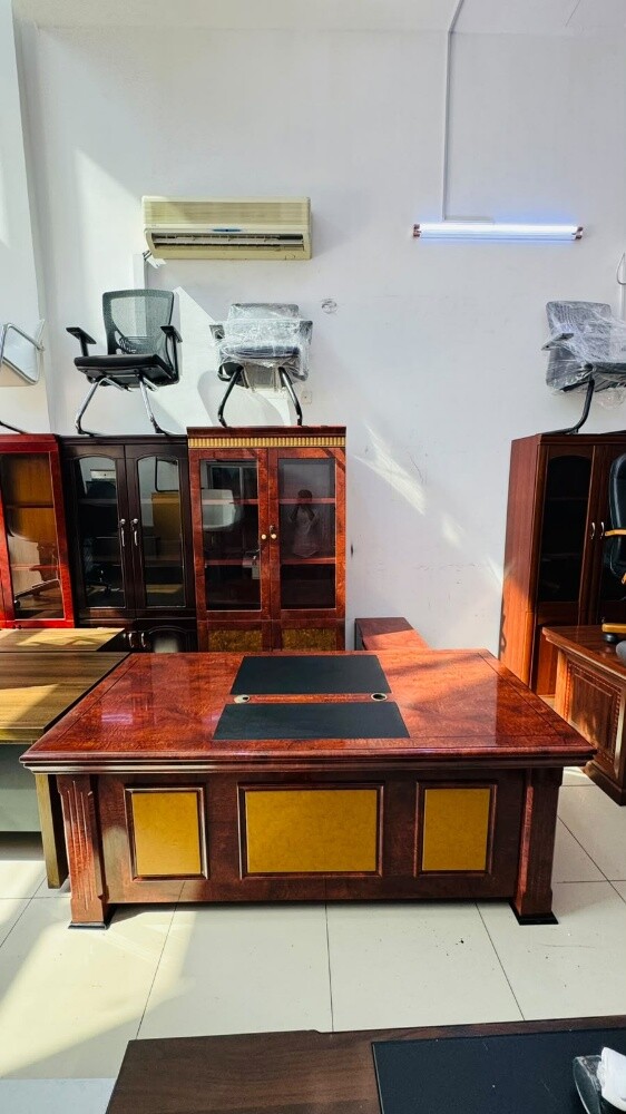 used office furniture - 17