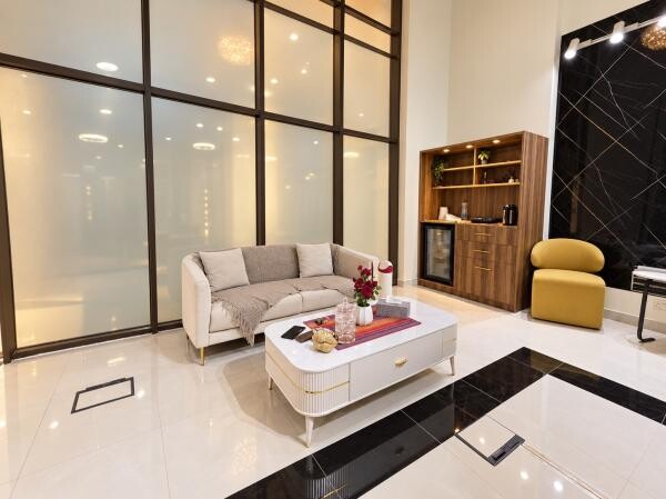 BEAUTY SALON FOR SALE - FOX HILLS - 5